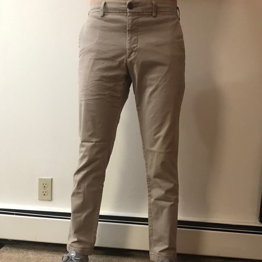 Tan Uniqlo Pants